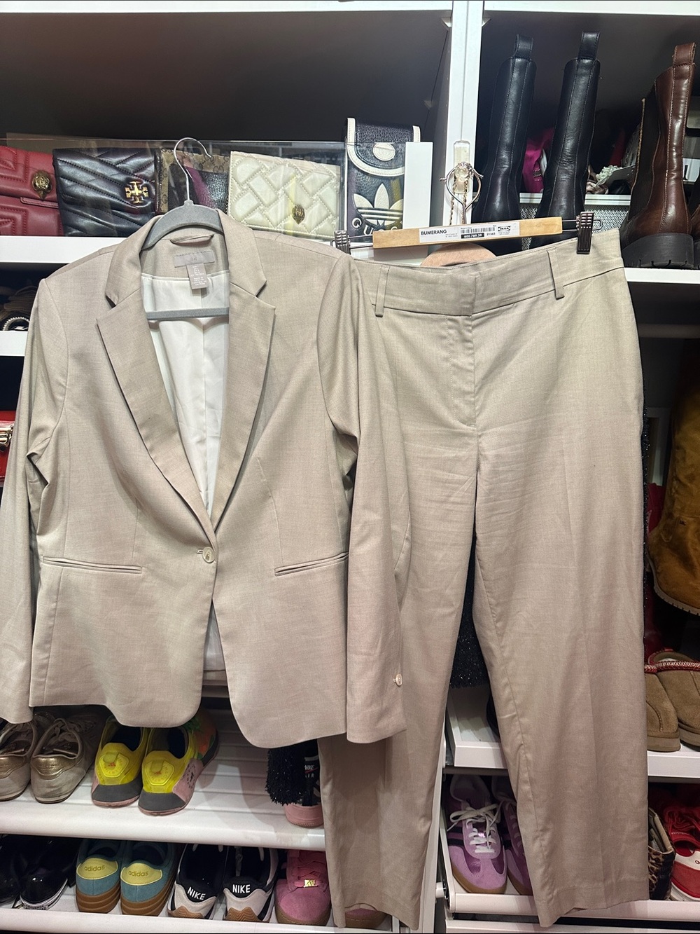 Like New! Women's Beige Tailored 2 piece suit Blazer and pants. Szs L and 10